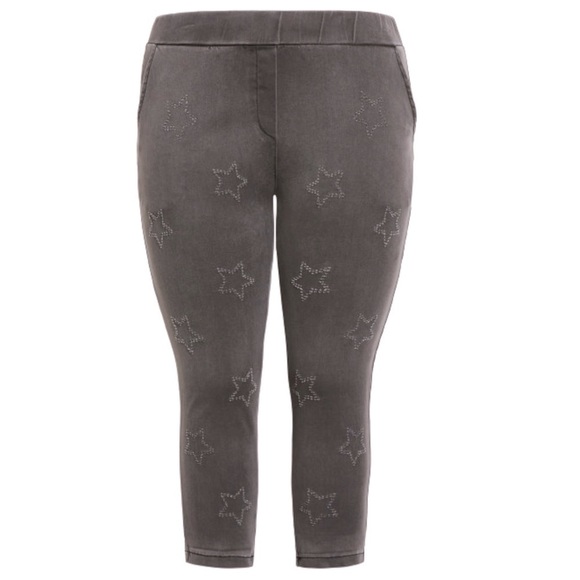 Avenue Elastic Waistband Black Star Embellished Stretch Crop Jean (JN03.5) - Picture 2 of 12